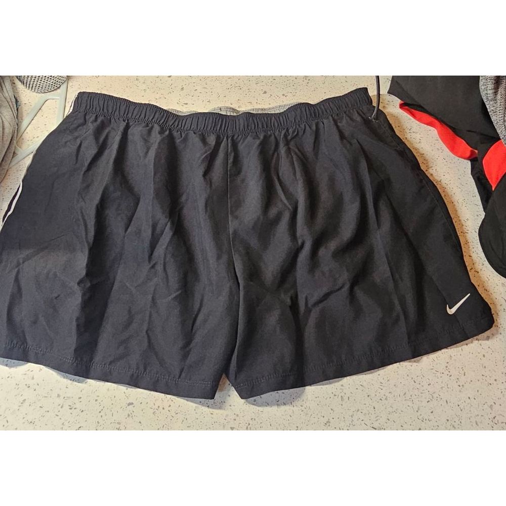 3 Piece Bundle Nike Windbreaker, Nike Dri Fit Shorts and Reebok Skort Bundle XL - Picture 5 of 11